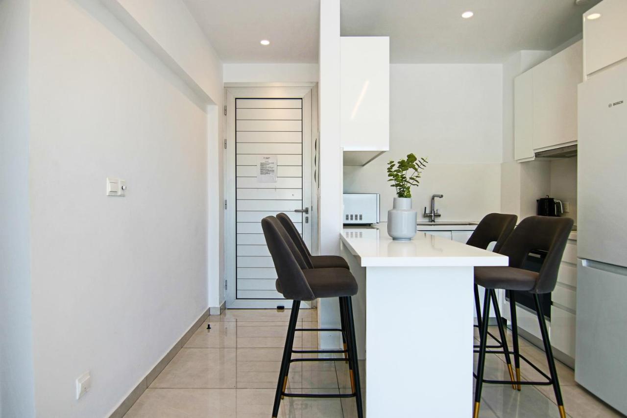 Appartement Phaedrus Living - Seaside Executive Flat Harbour 207 à Paphos Extérieur photo